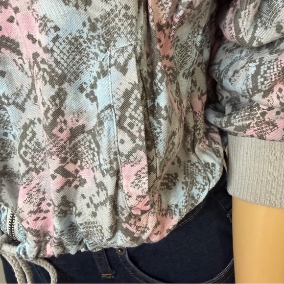 Steve Madden Zip Front Jacket Size Medium - Picture 8 of 10